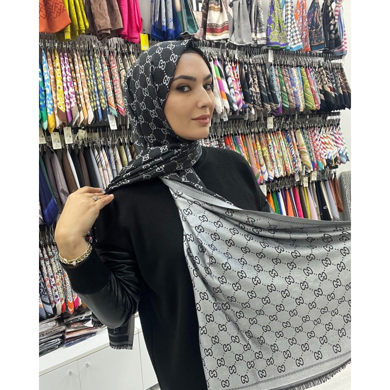 Gucci Desenli GG Monogram Püsküllü Şal